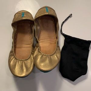 Tieks gild flats